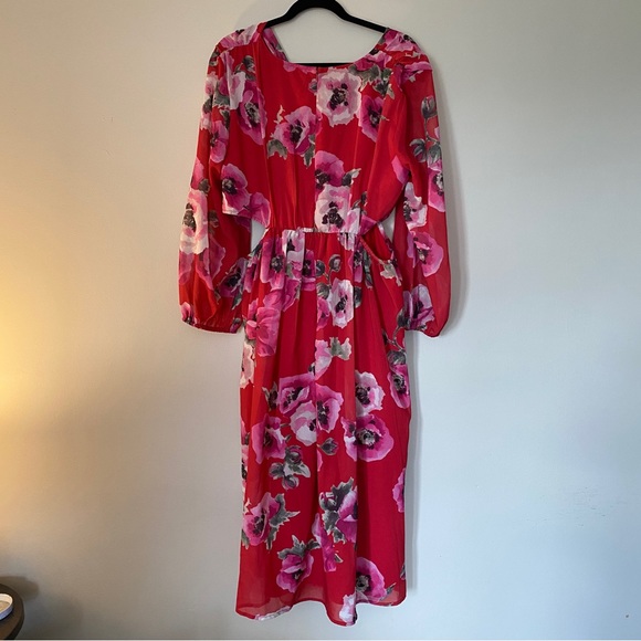 NWT Ranna Gill Red Floral Twist Front Midi Dress with Side Cutouts - Picture 3 of 4